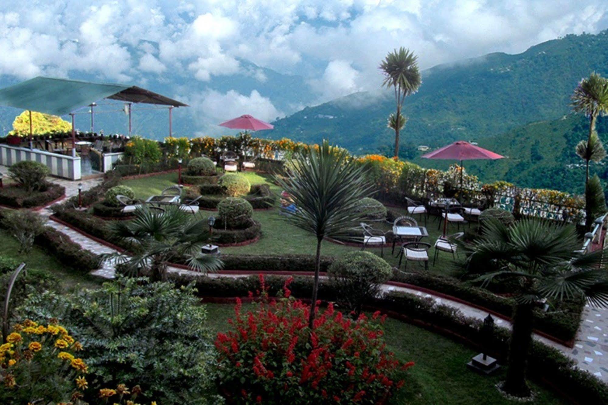 Central Nirvana Darjeeling  Exterior foto